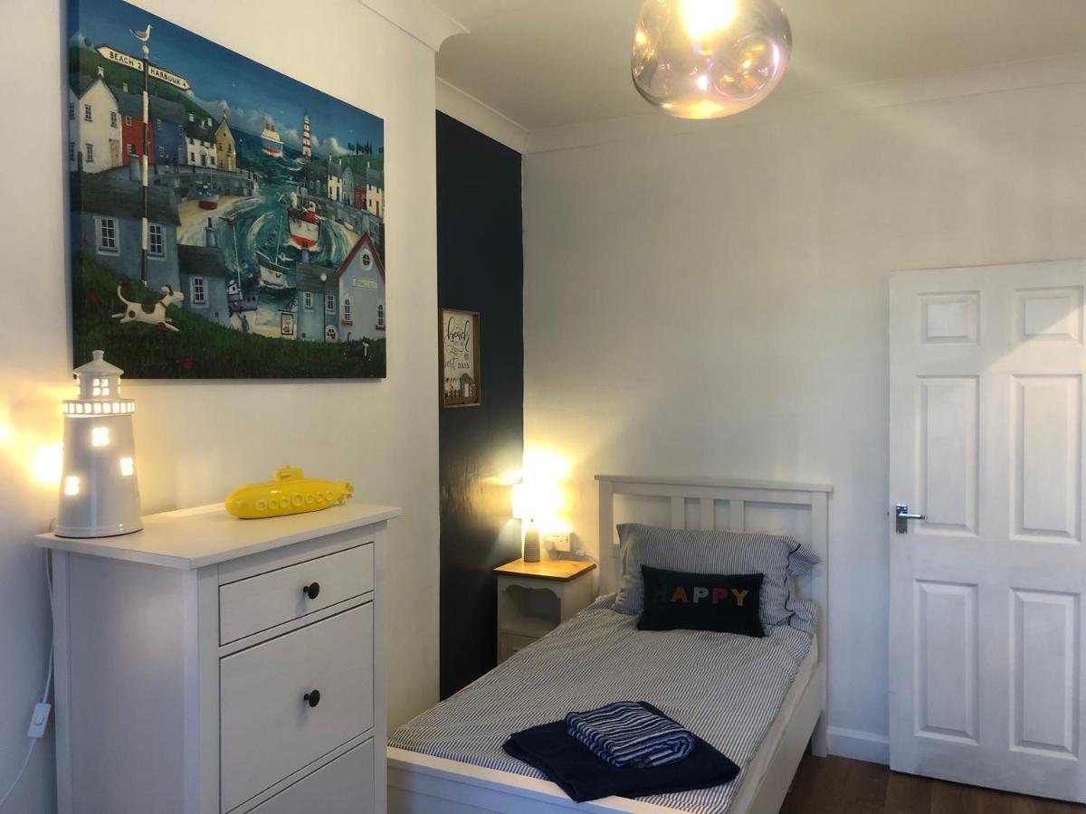 Granby House Holiday Apartments, Apartment 2, In The Old Town, Free On Street Parking Included Scarborough Exterior photo